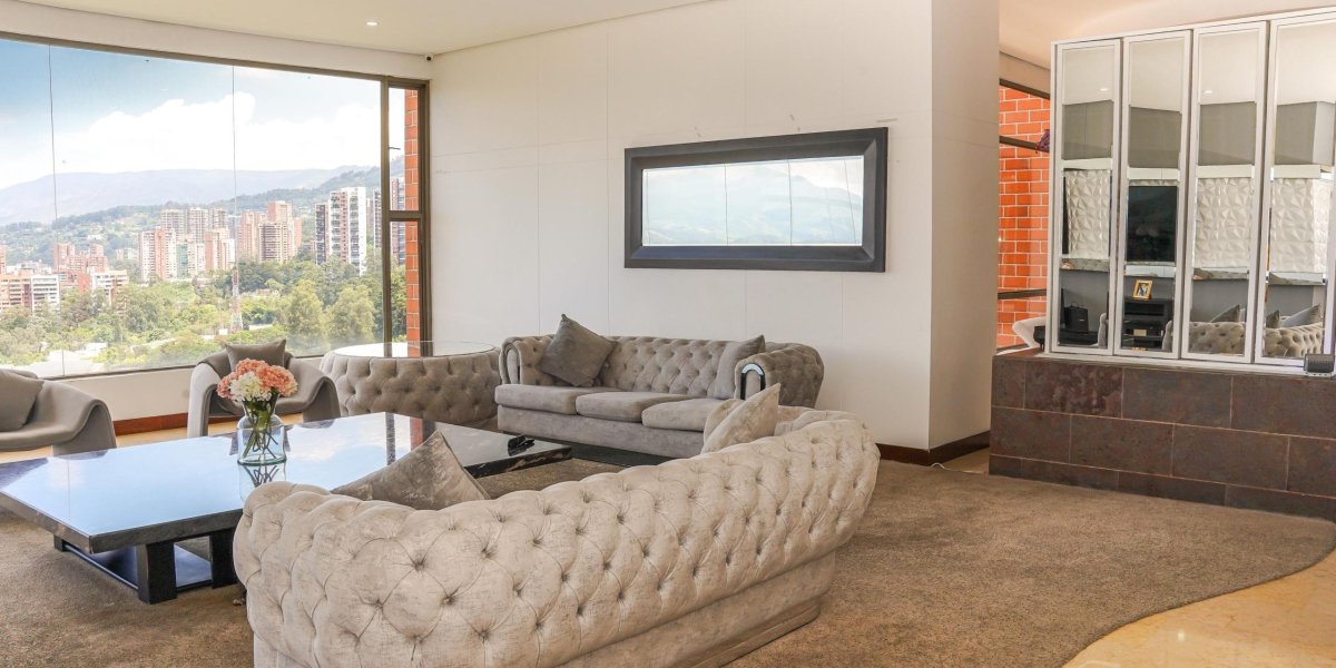 4b67b985-6f7d-4362-924c-3b4fbc54f9d6