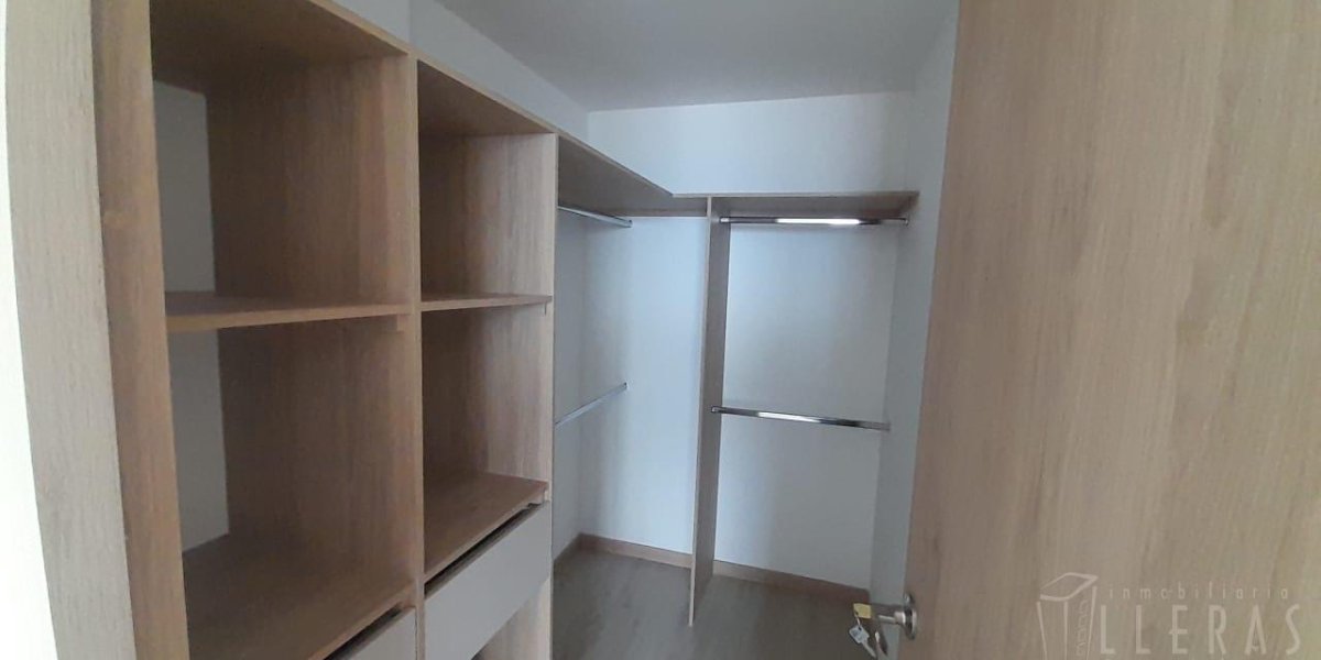 7bb30261-a528-42a5-a675-a6111fdc1467