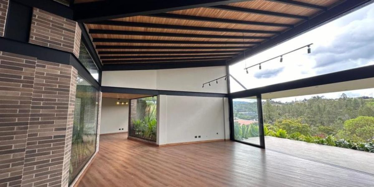 Imagen-de-WhatsApp-2024-07-19-a-las-18.47.00_e71c27d7