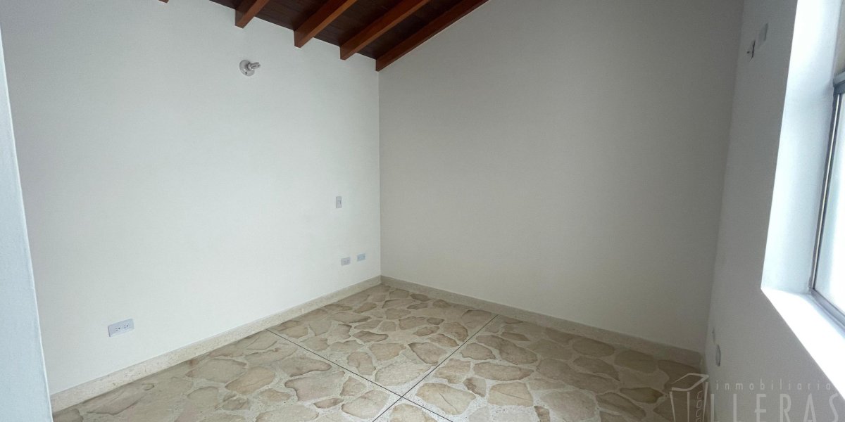 Imagen-de-WhatsApp-2025-05-15-a-las-10.22.19_bc03911c