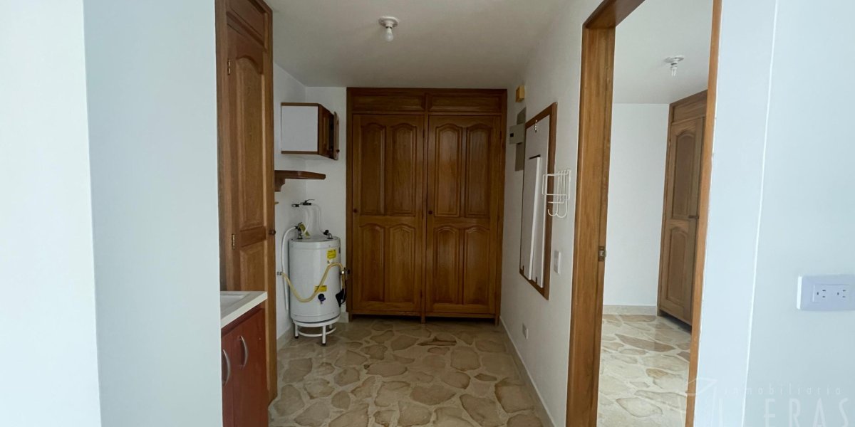 Imagen-de-WhatsApp-2025-05-15-a-las-10.22.24_e2f5d654