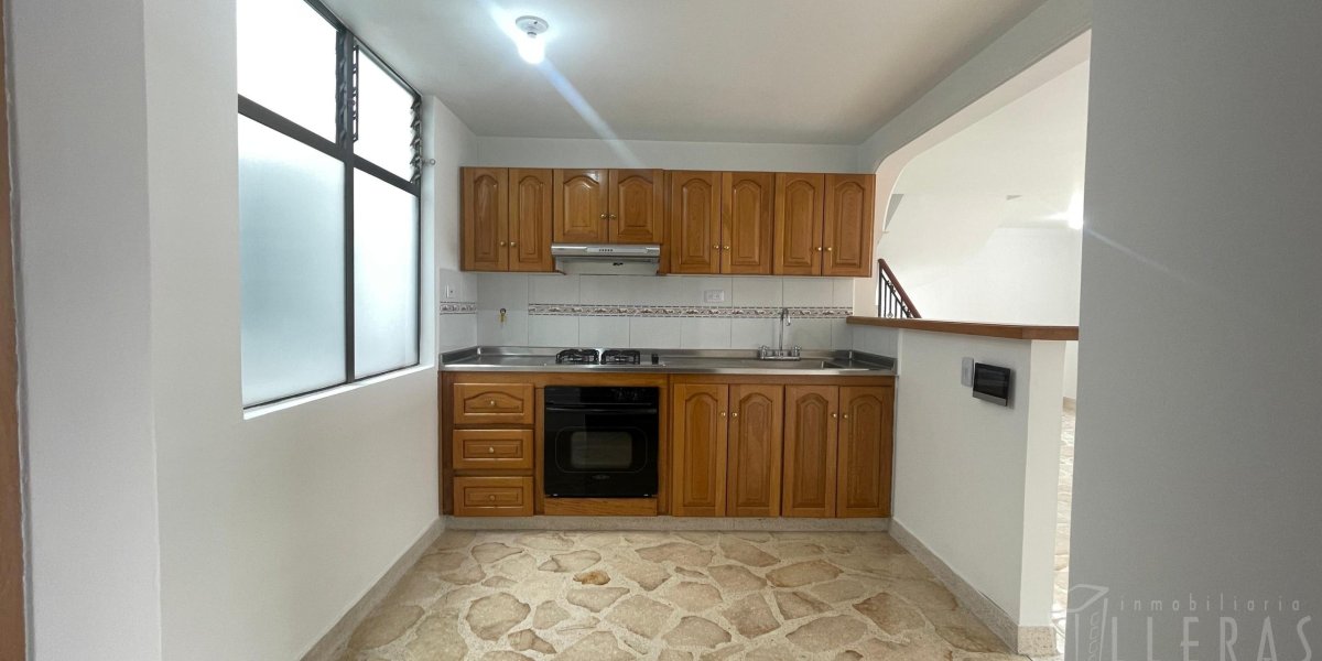 Imagen-de-WhatsApp-2025-05-15-a-las-10.22.26_04b32e40