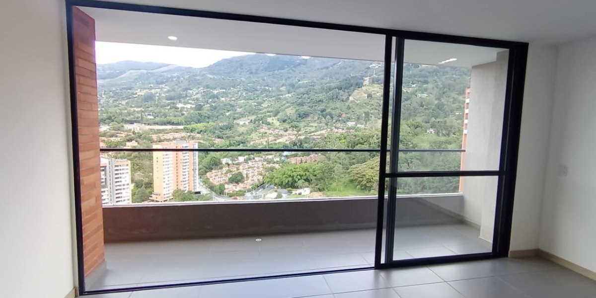 WhatsApp-Image-2025-08-26-at-3.53.15-PM