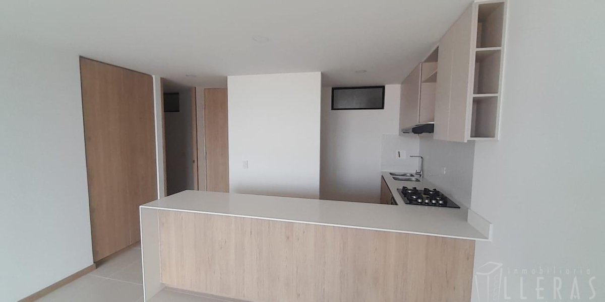 d2e70643-810a-4b7e-a856-d143f8c2bc06